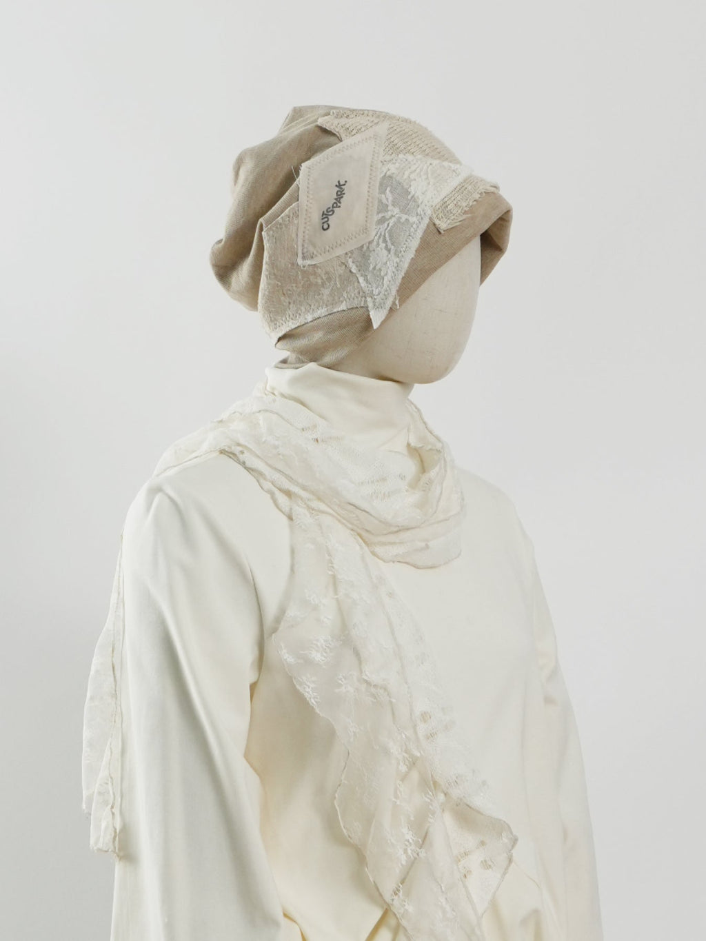 Two-color thin scarf