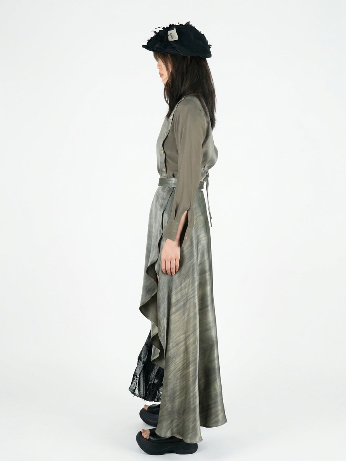 Asymmetrical shirt