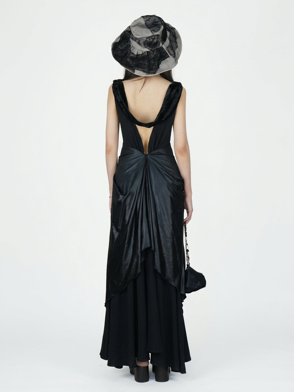 V-neck velvet dress
