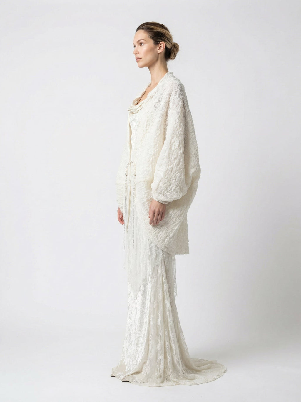 Fog White Pleated Shawl