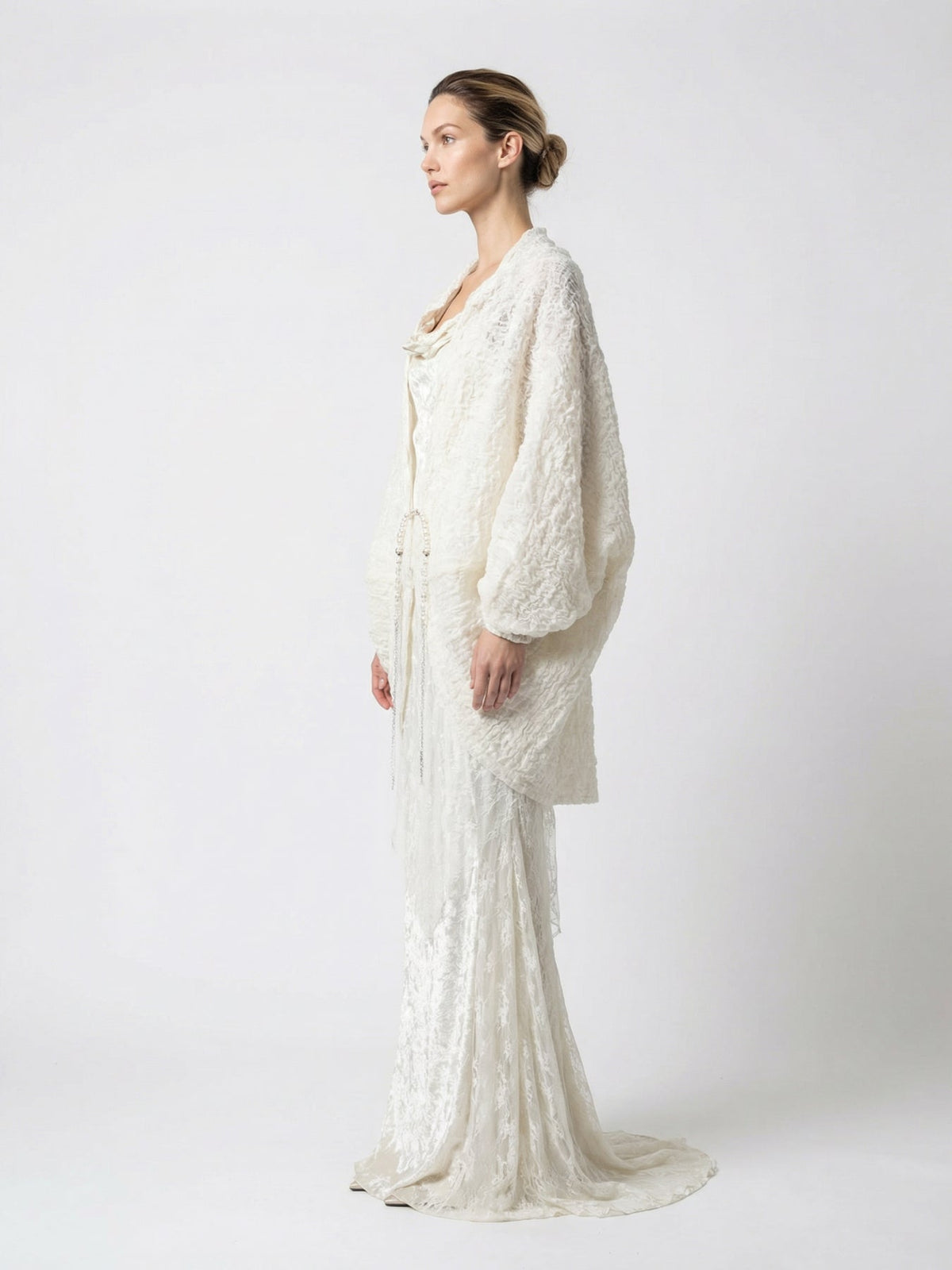 Fog White Pleated Shawl
