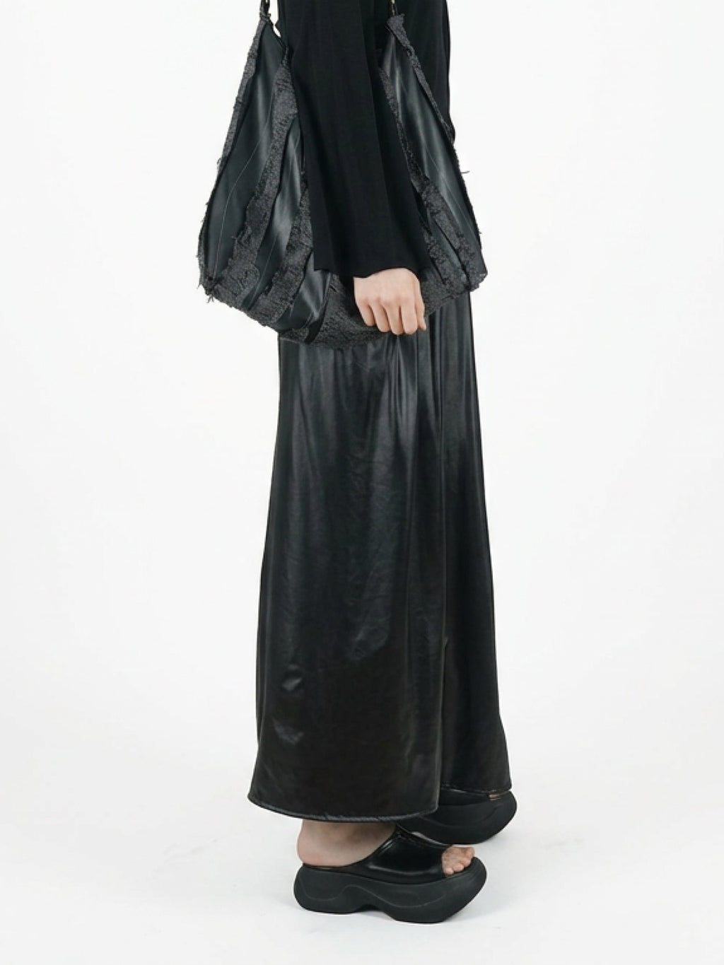 Long skirt with waist pleats