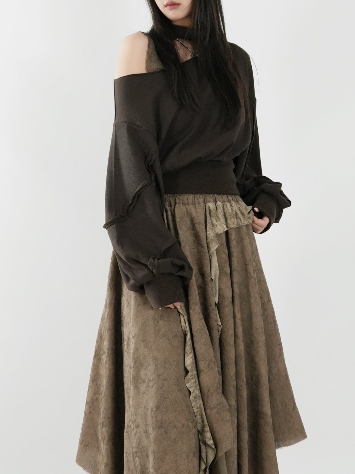 Off-the-shoulder top