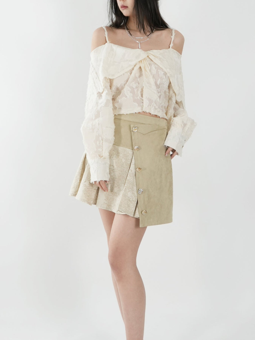 Off-the-shoulder tops
