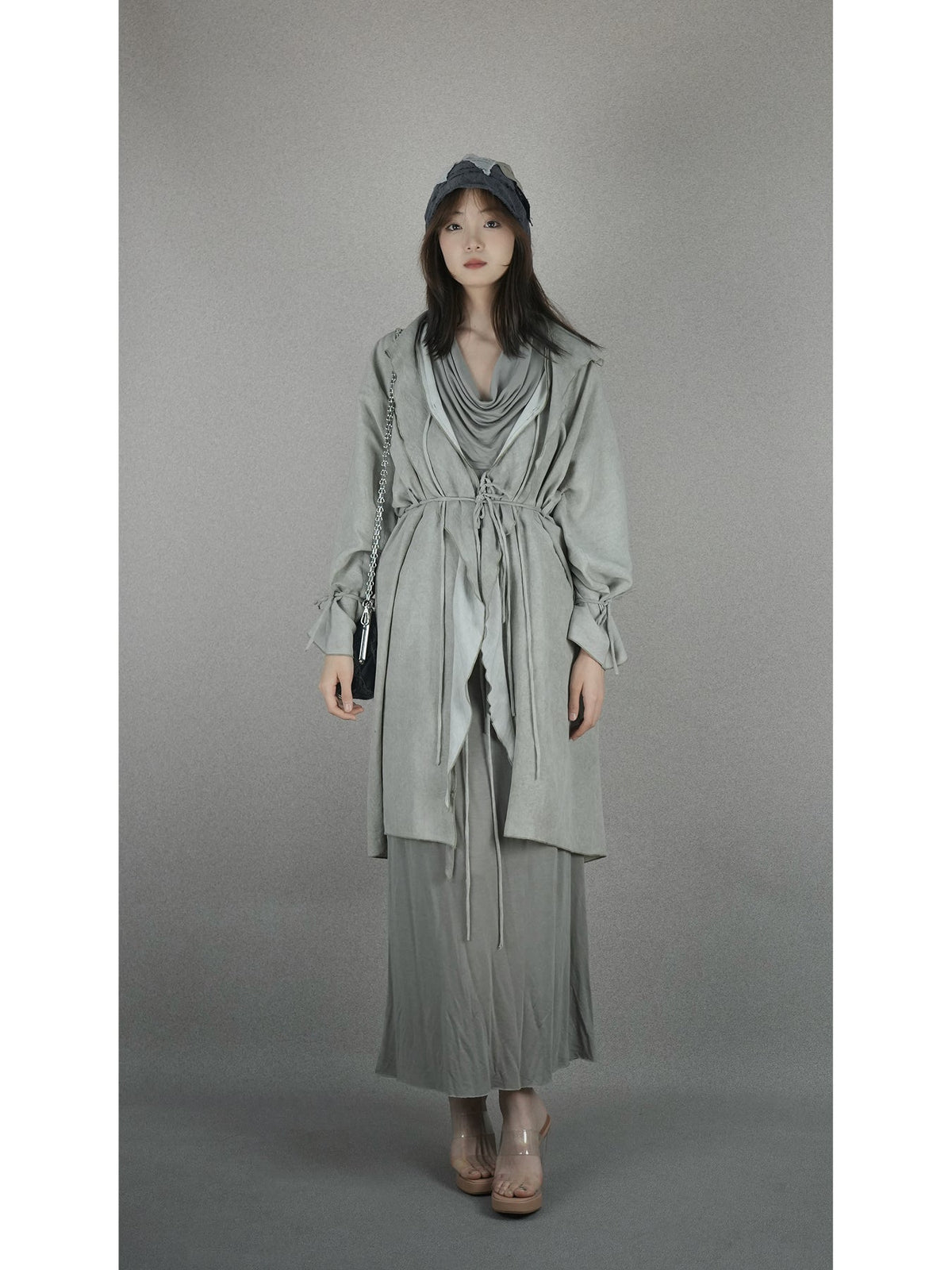 Flowywaist-cinched long dress
